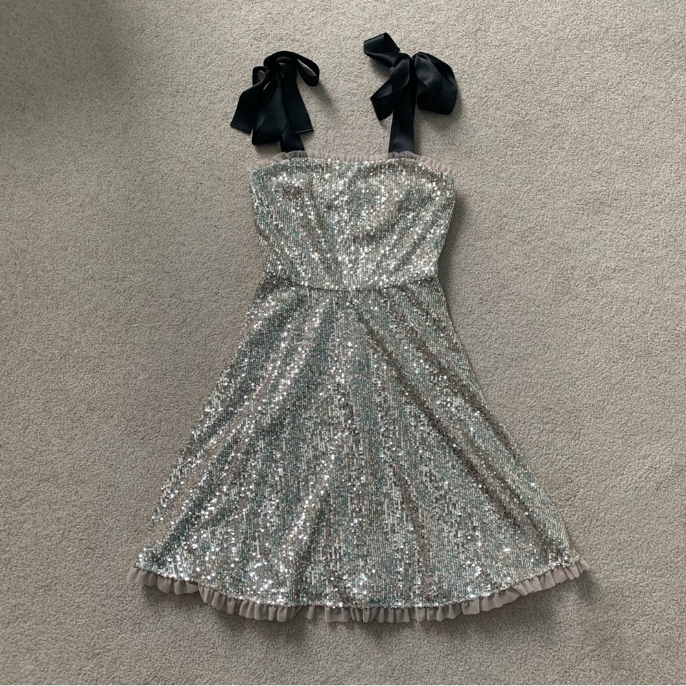 Gal Meets Glam sequin dress with black bows